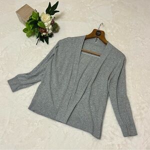 89th & Madison Grey Cardigan